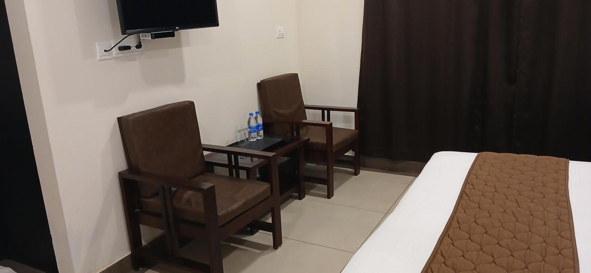 Hotel Pankaj Residency Guruvāyūr Exterior foto